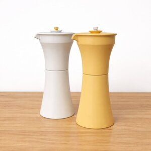 TUPPERWARE | Vintage Syrup Dispensers Set of 2 – Yellow & Cream